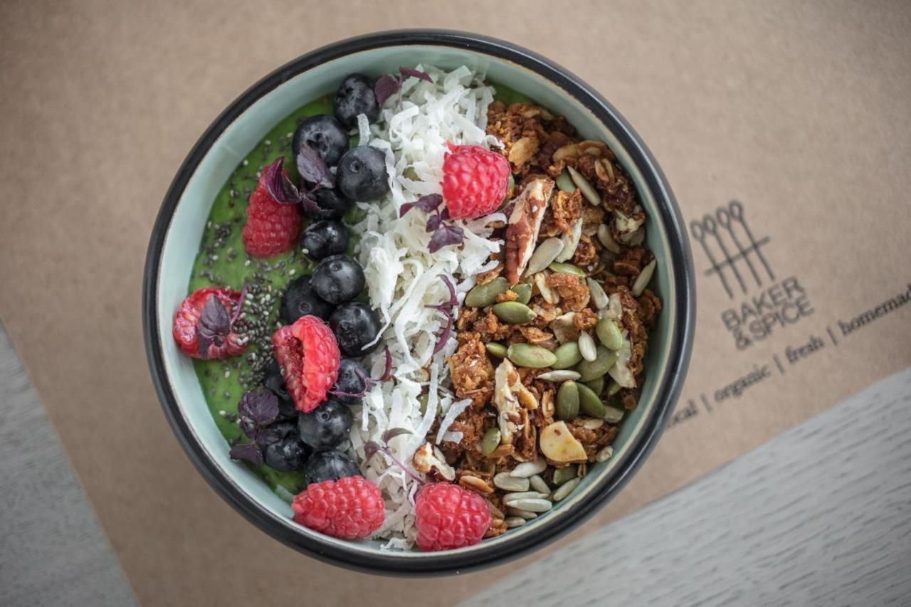 Shirvan Hotel City Yard Jeddah Jidá Exterior foto A smoothie bowl