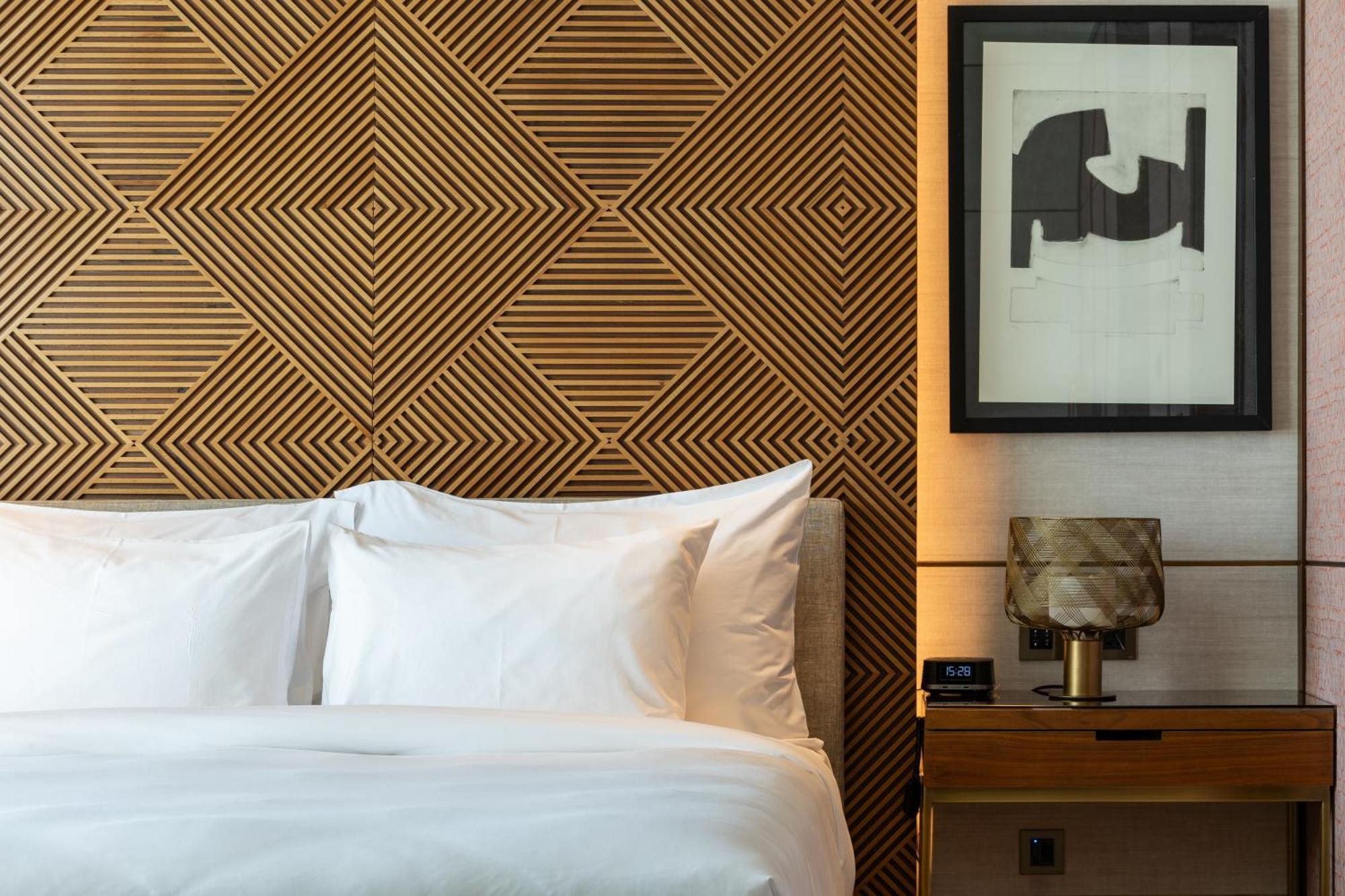 Shirvan Hotel City Yard Jeddah Jidá Exterior foto A bedroom at the hotel
